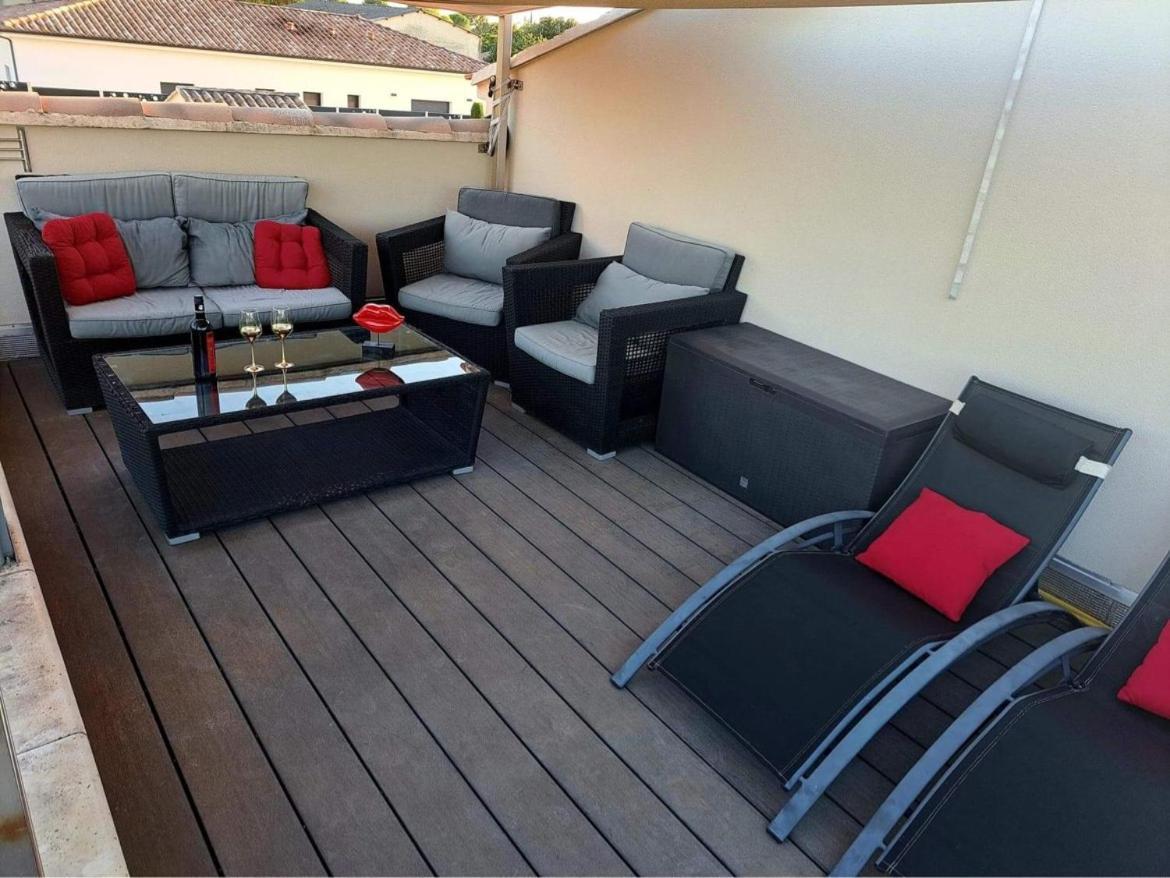 L'Aurore suite de charme, clim jacuzzi, sauna, piscine chauffée cuisine... Carpentras Extérieur photo